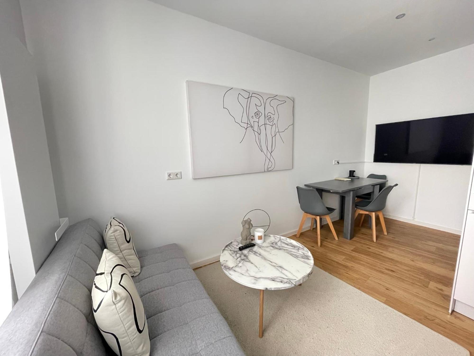 70qm - 3 - Free Parking - - Mallibase Apartament Hanower