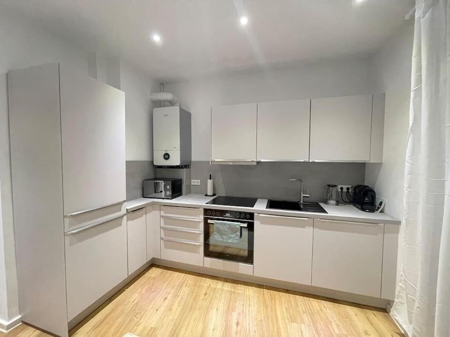 70qm - 3 - Free Parking - - Mallibase Apartment Hannover